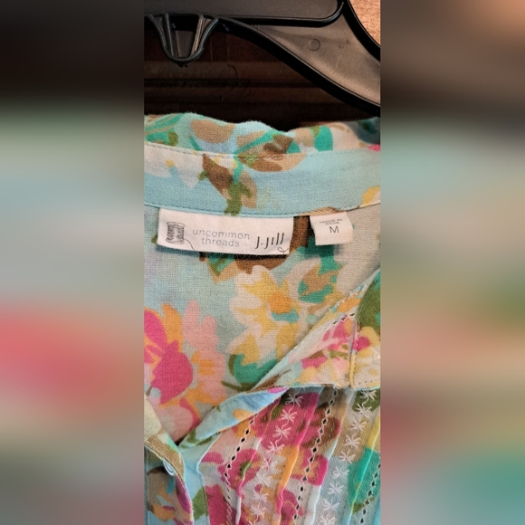 Ladies J. Jill Uncommon Threads Button Front Teal Top Embroidered Accents Med - Picture 4 of 9